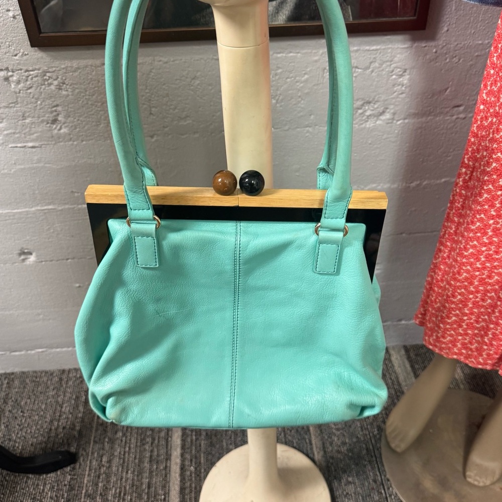 Kate Spade BIXBY Kiss Lock Bag/ RARE FIND